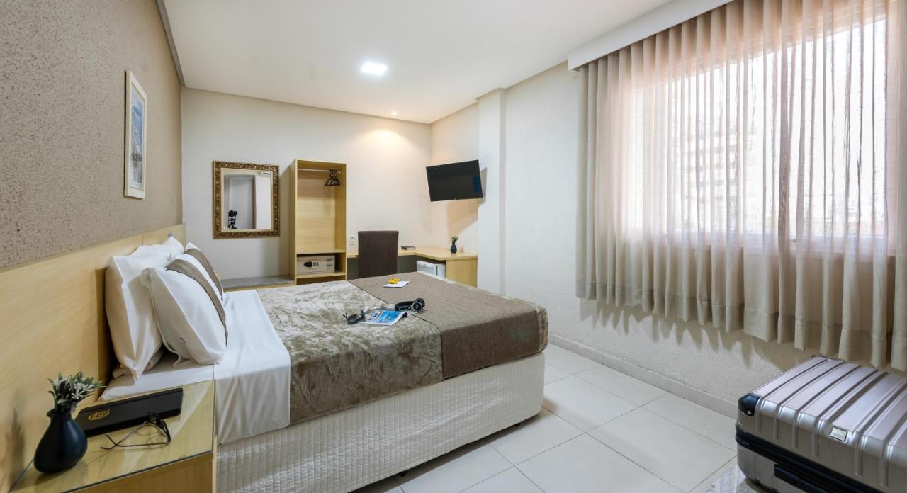 Hotel Olympia วีลา เวลยา ภายนอก รูปภาพ