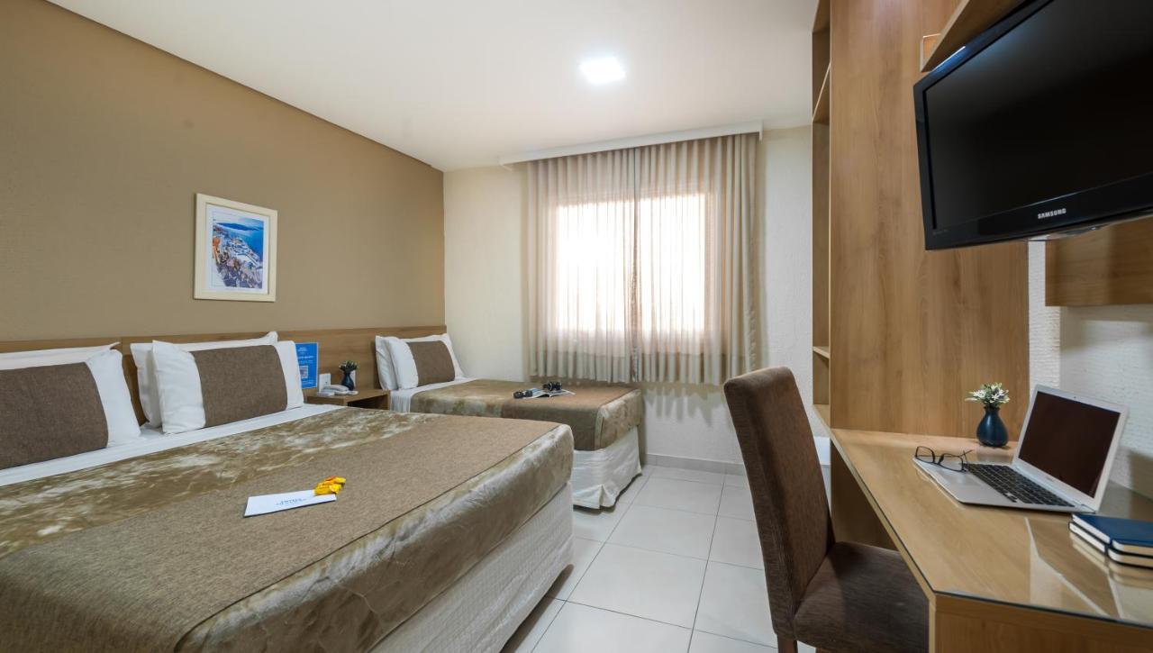 Hotel Olympia วีลา เวลยา ภายนอก รูปภาพ