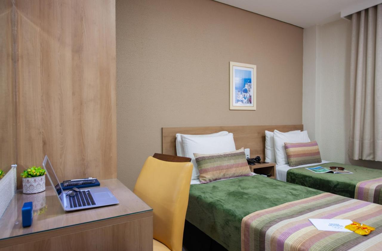 Hotel Olympia วีลา เวลยา ภายนอก รูปภาพ